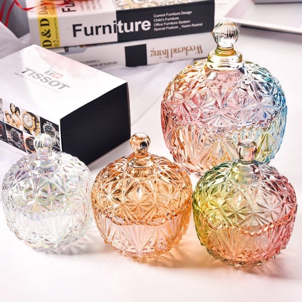 Bocaux en verre dans différents styles