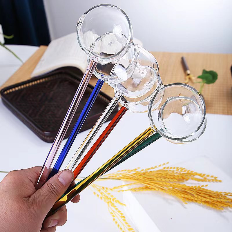Cuillère en verre à longue manutention colorée
