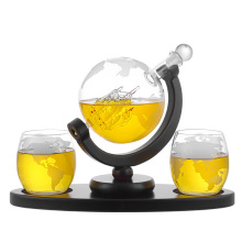 Carafe globe en verre