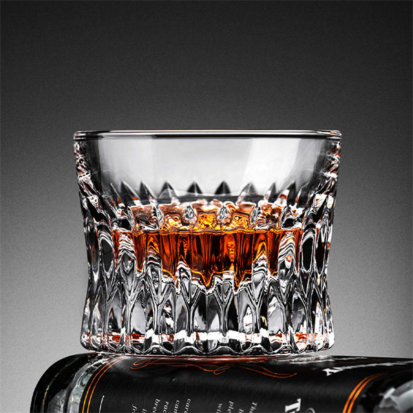 Verre à whisky en verre transparent simple